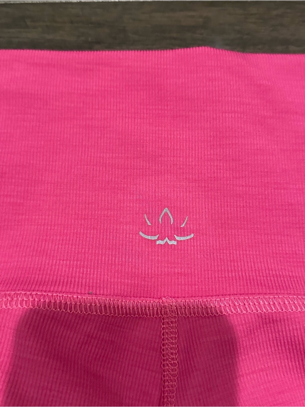 Beyond Yoga Hot Pink High-Rise Leggings - Picture 5 of 6